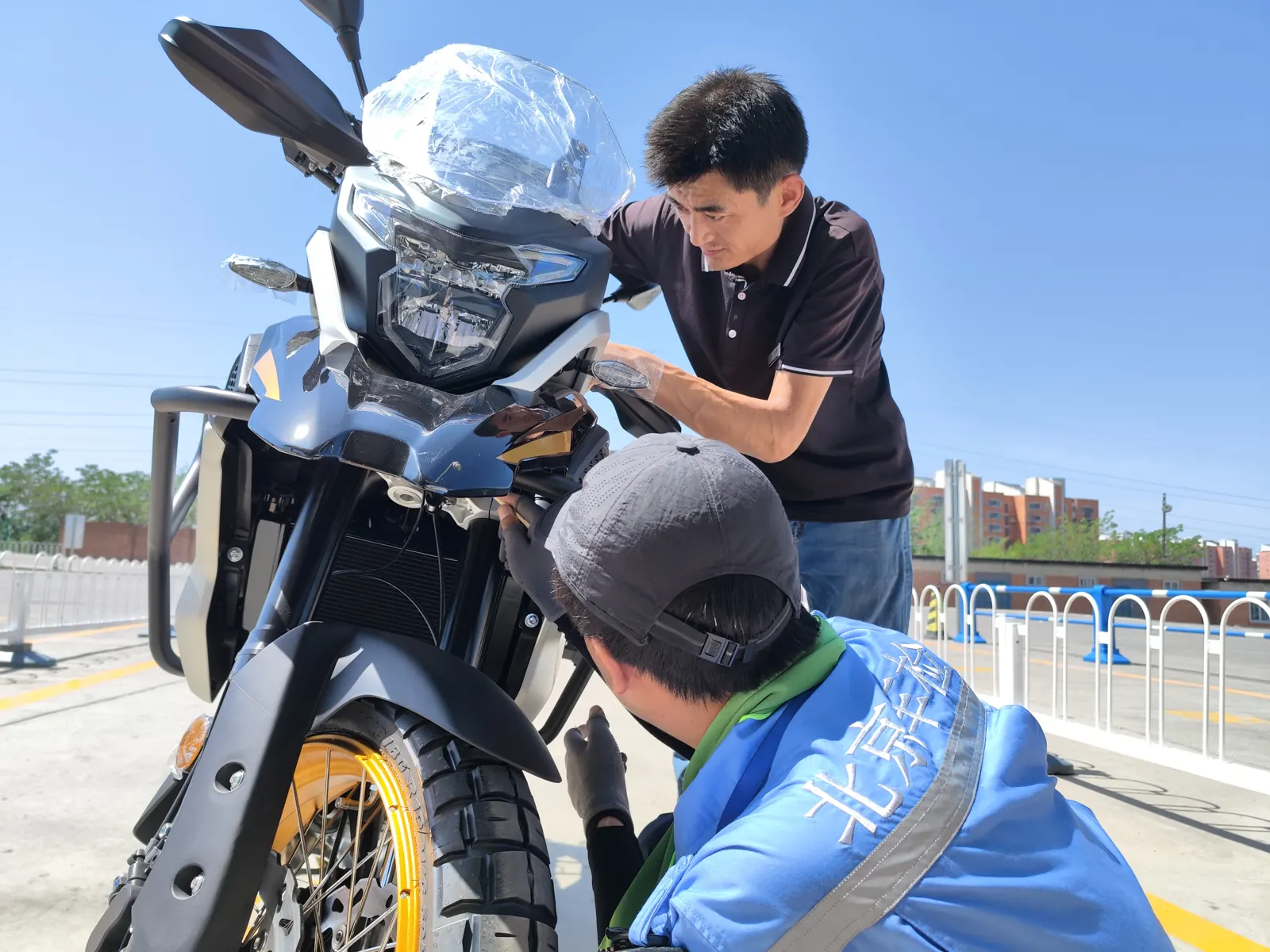 摩托车检验